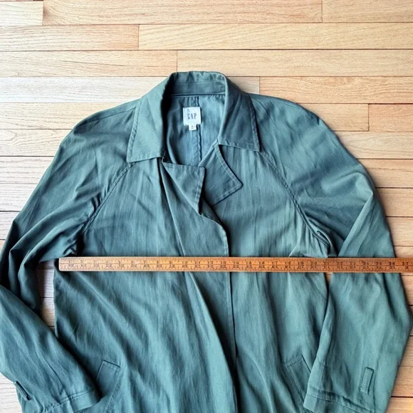 GAP Olive Trench Coat - Picture 6 of 6